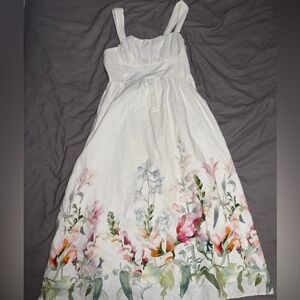 White flower print sundress